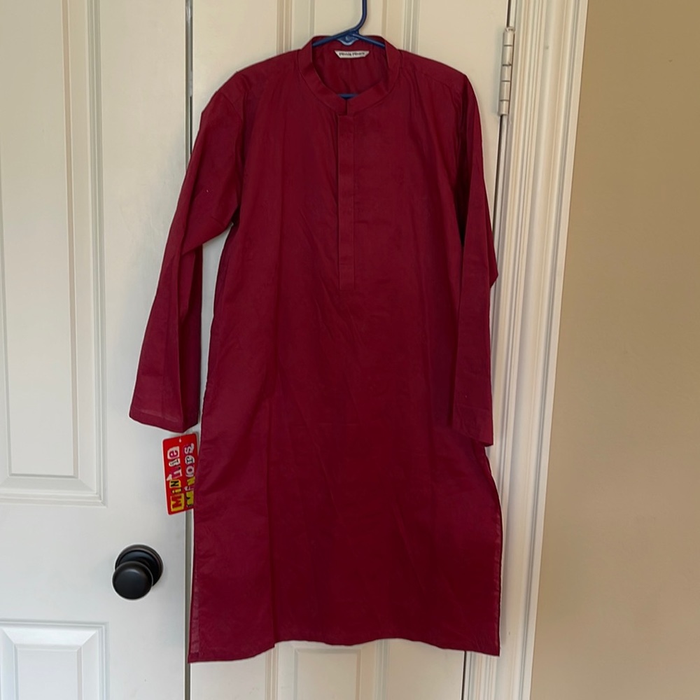 NWT Pakistani / Indian Minnie Minors boys 7-8 year old kurta/shirt.